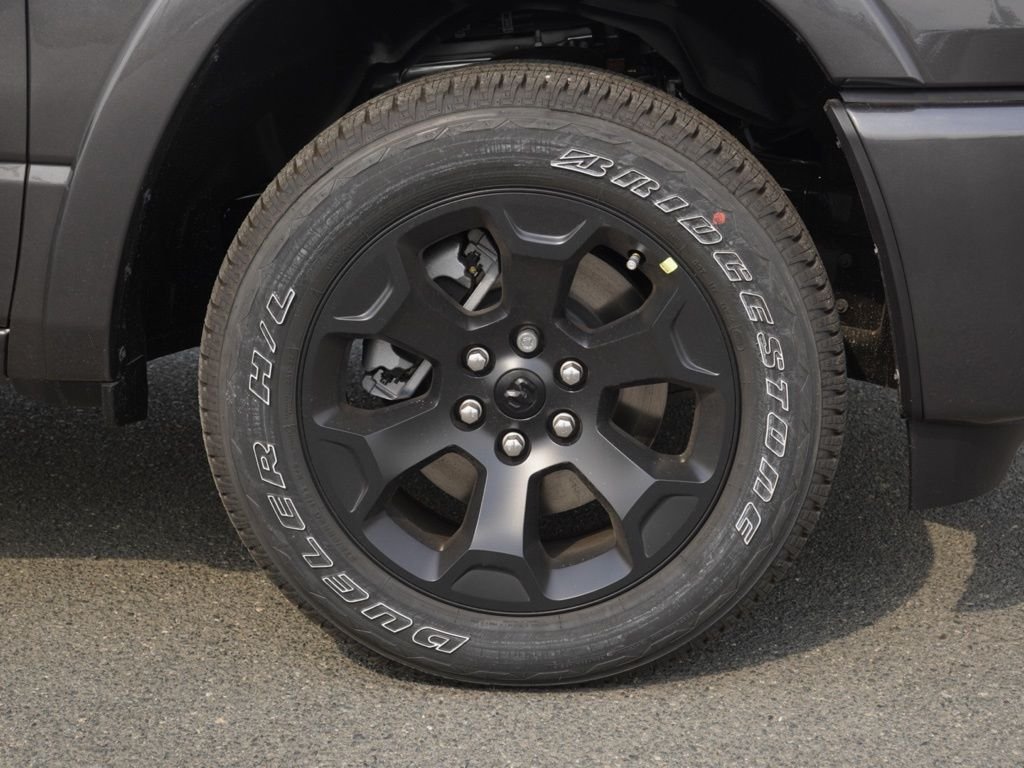 New 2026 Granite Crystal Metallic Clear-Coat Exterior Paint RAM Big Horn/Lone Star image 9