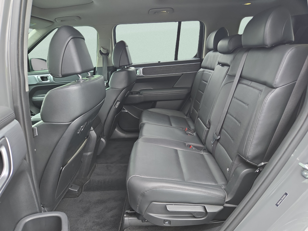 Used 2024 Gray Hyundai Limited image 13