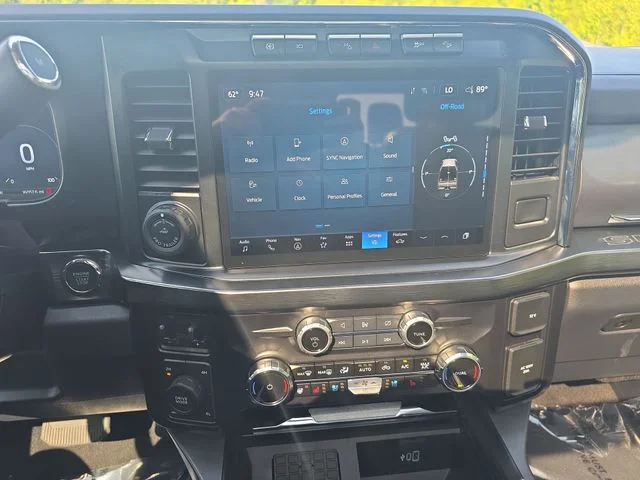 Used 2024 Gray Ford Lariat image 19
