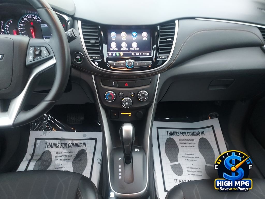 Used 2020 White Chevrolet LT image 14