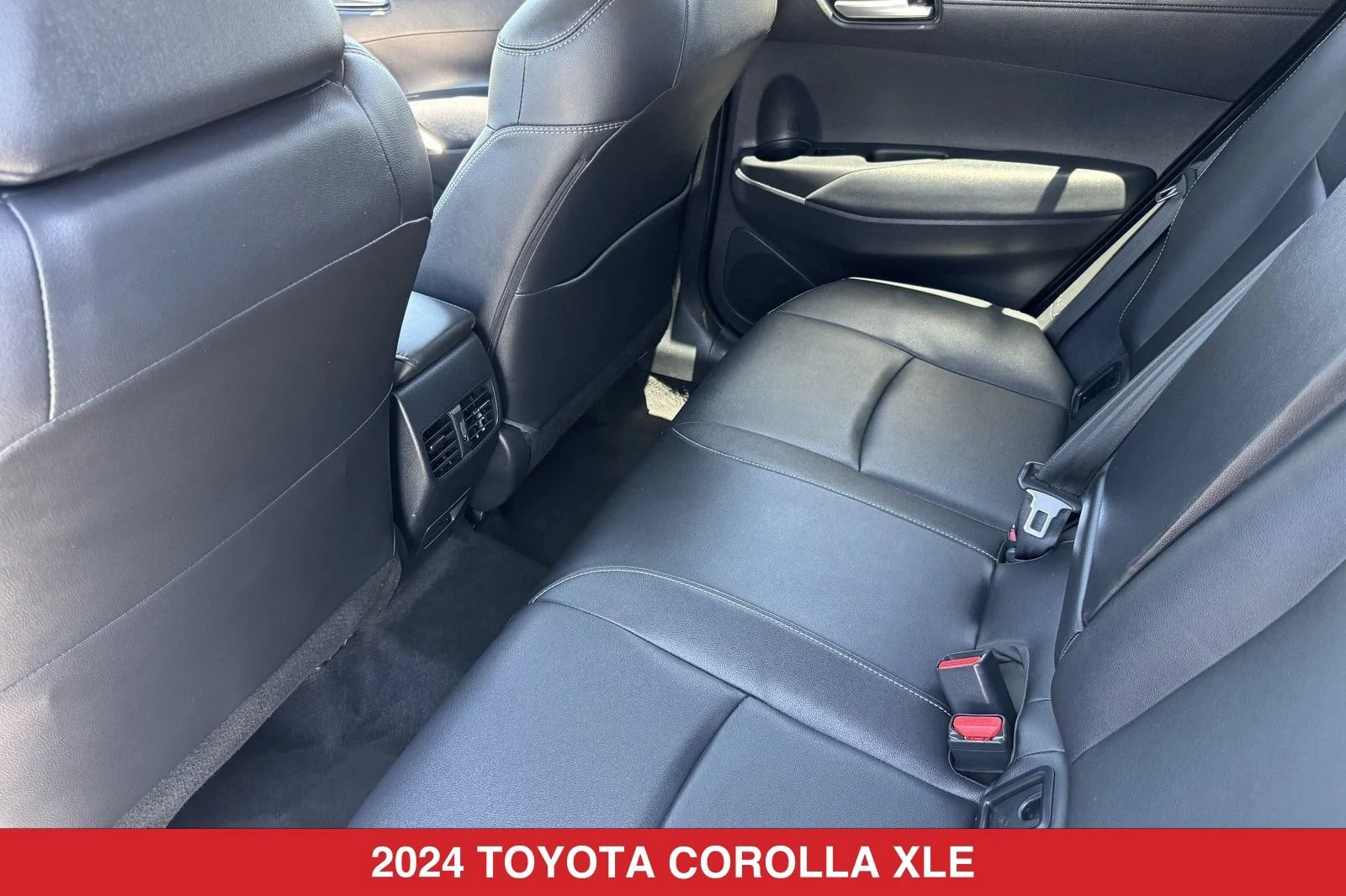 Used 2024 CELESTITE GRAY METALLIC Toyota XLE image 13