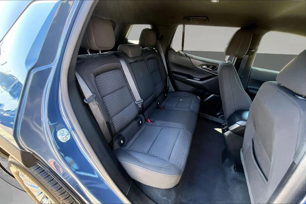 Used 2025 Blue Chevrolet LT image 28