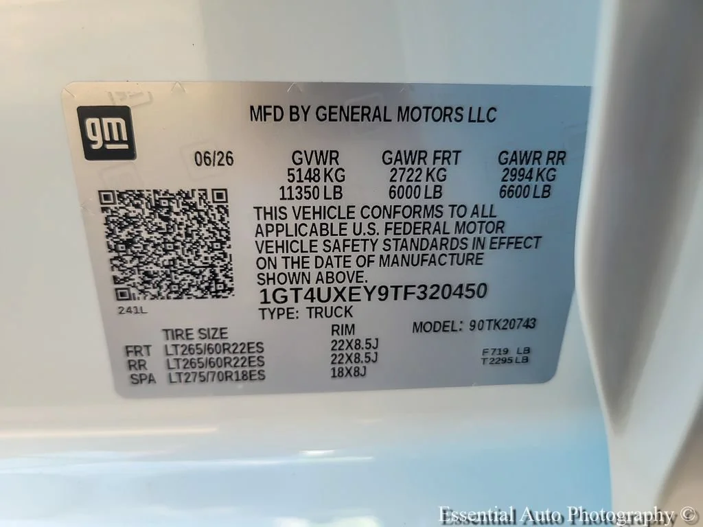 New 2026 Glacier White Tricoat GMC Denali Ultimate image 22
