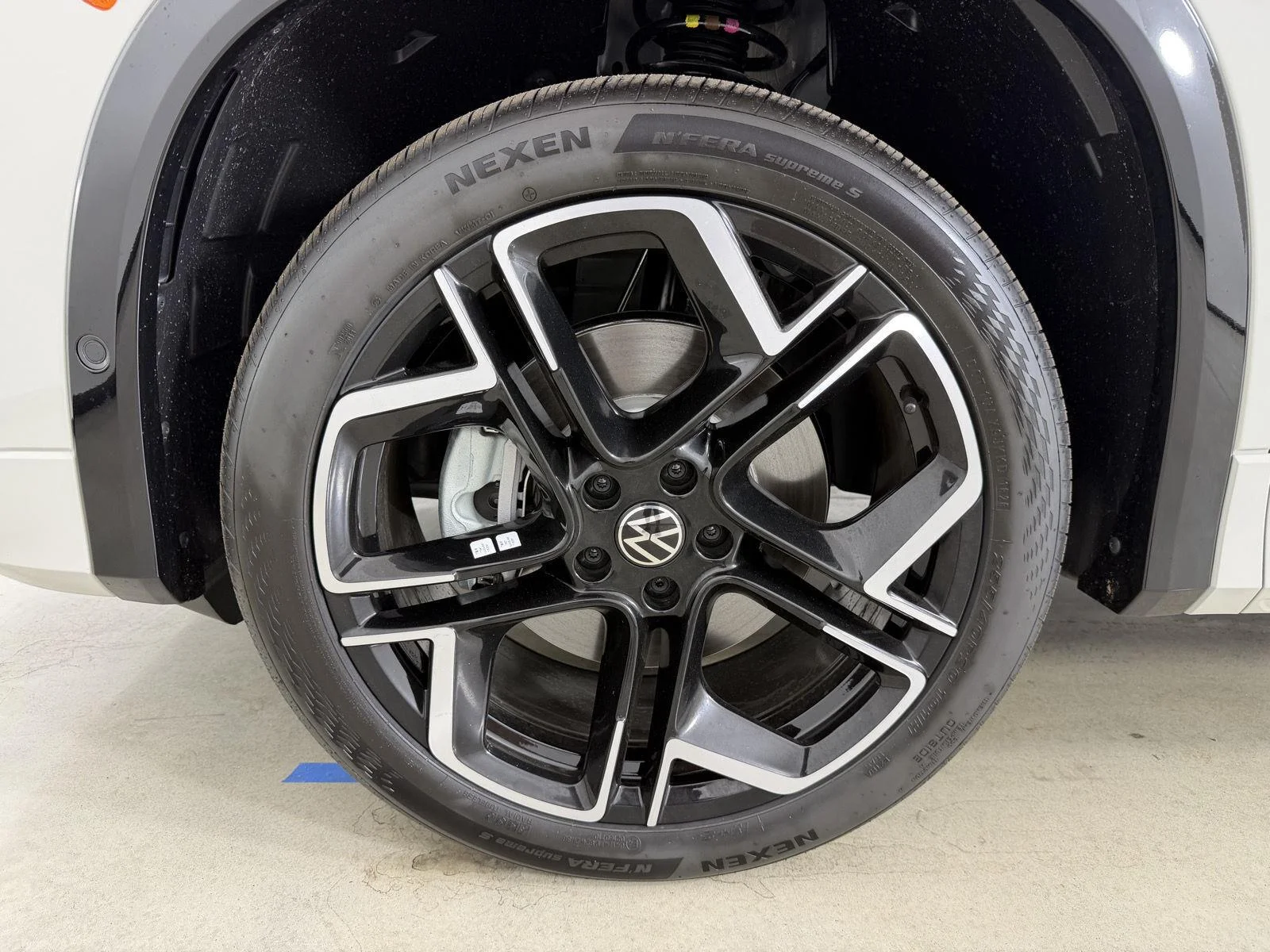 New 2026 Sandstone Volkswagen SEL R-Line Turbo image 11