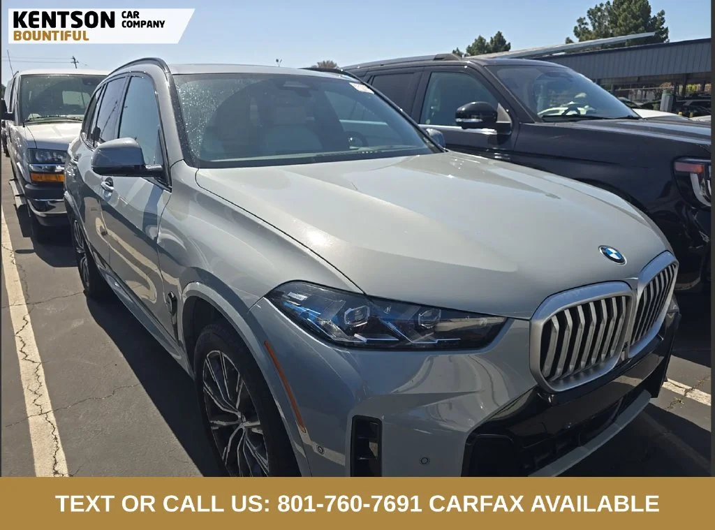 Used 2026 Gray BMW xDrive40i image 2
