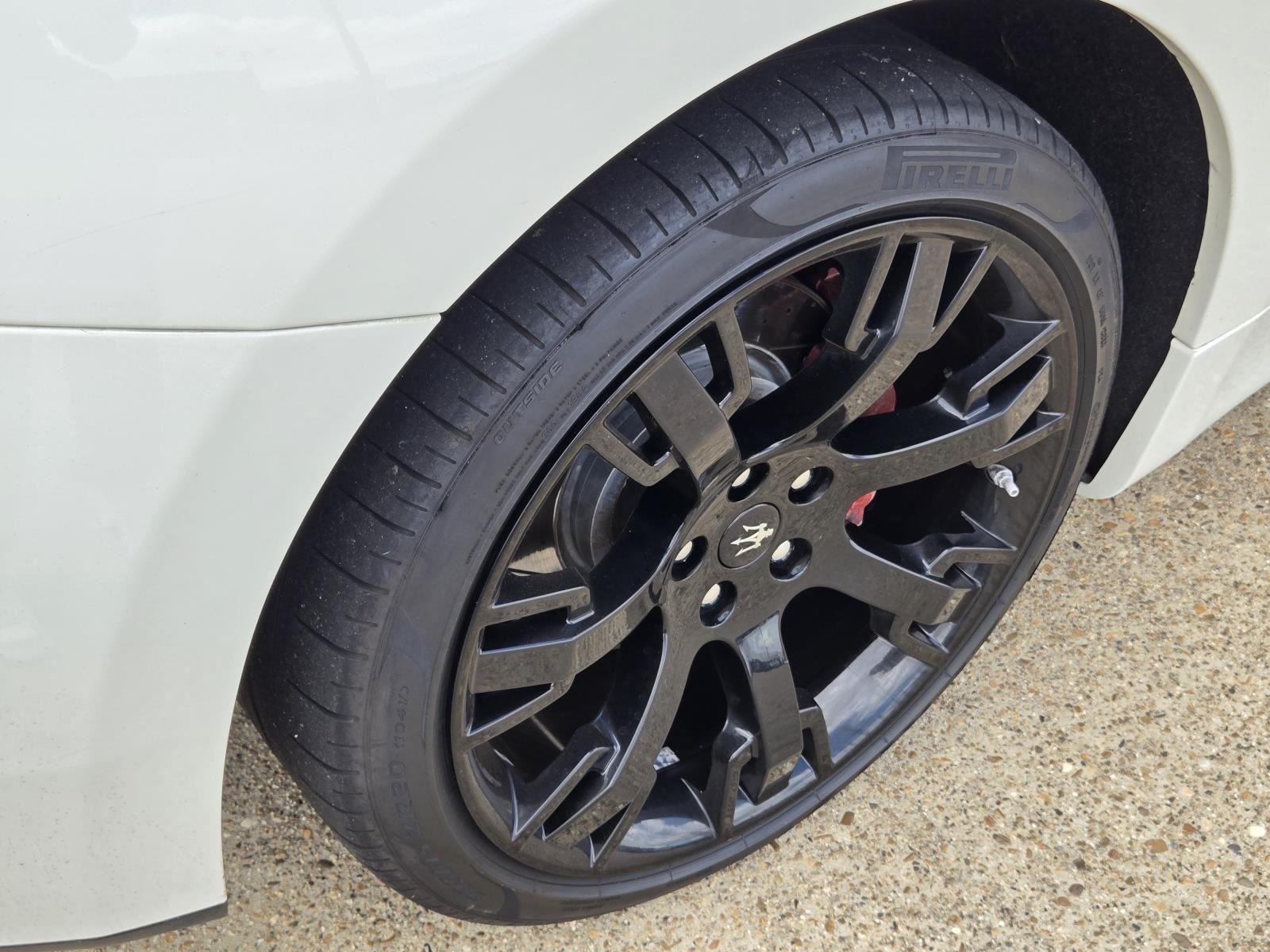 Used 2013 Bianco Fuji Special Matt Maserati MC Stradale image 11