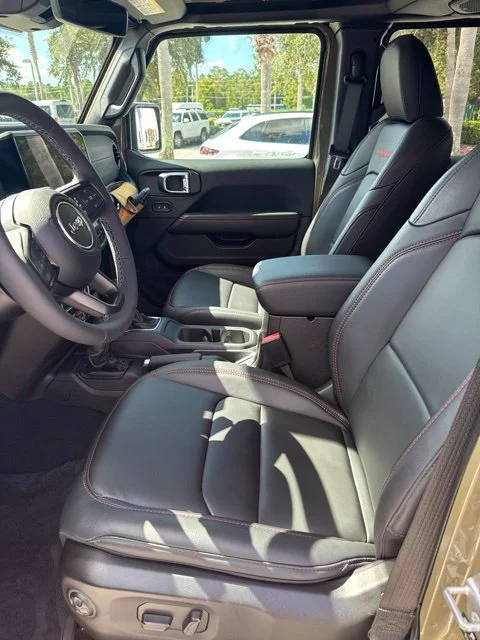 Used 2026  Jeep Rubicon X image 3