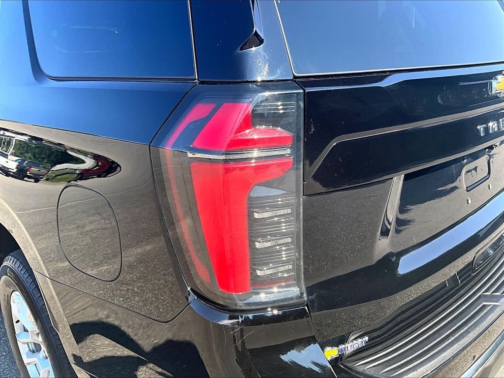 Used 2025 Black Chevrolet LT image 34