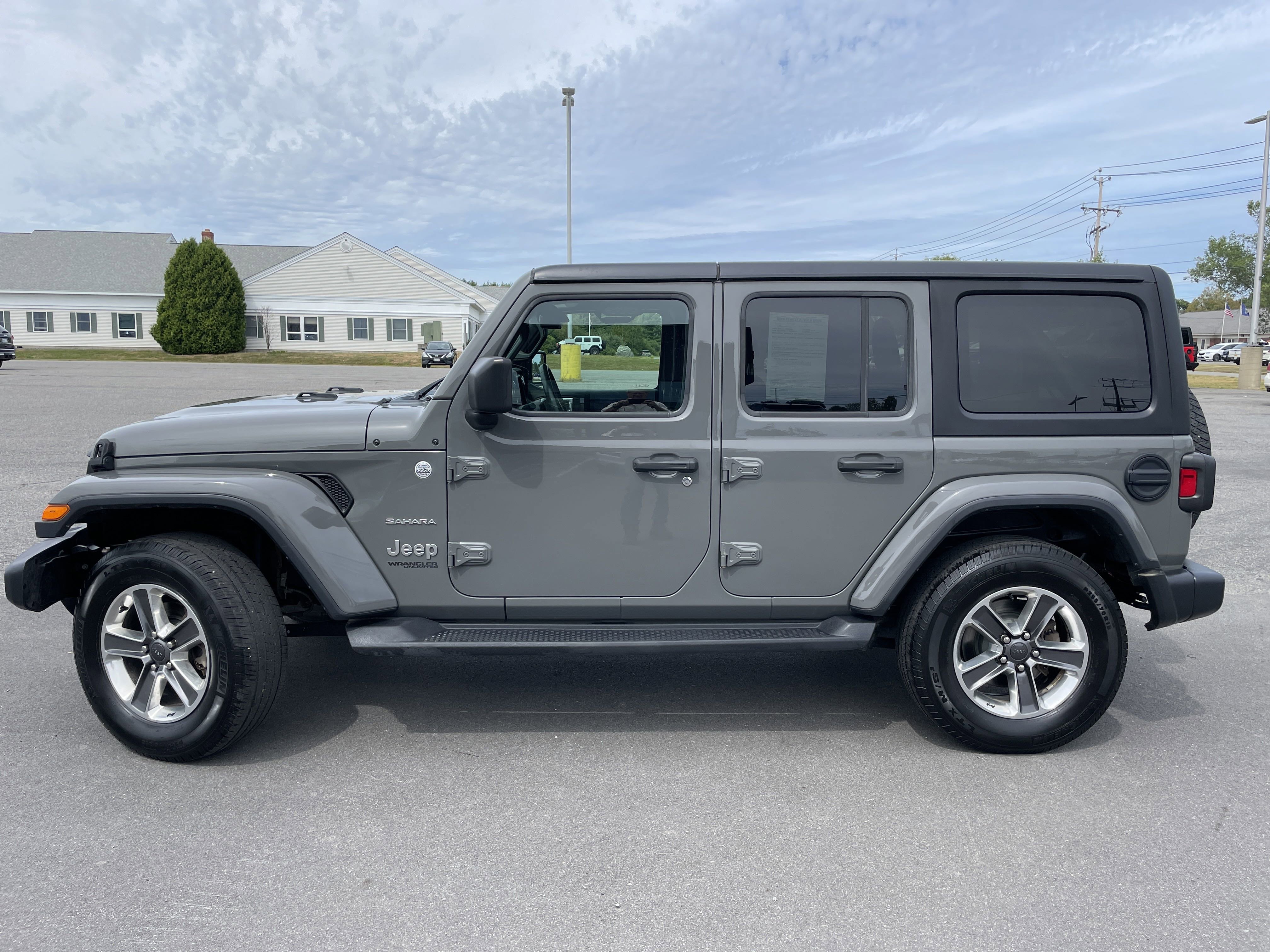 Used 2020 Sting-Gray Clearcoat Jeep Sahara image 2