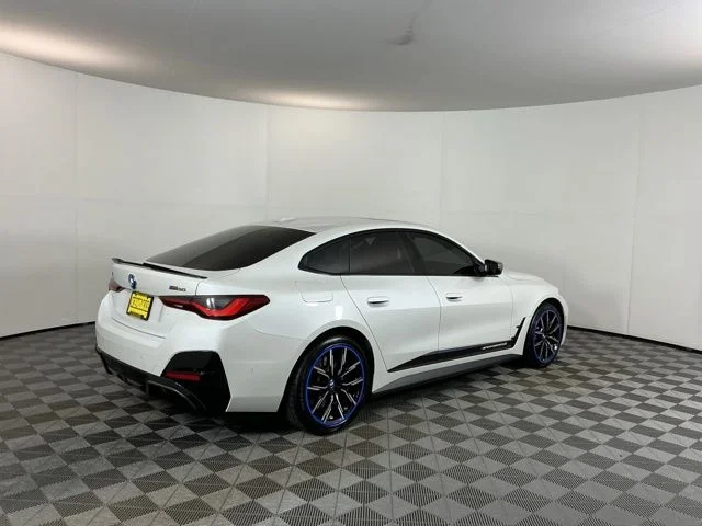 Used 2023 White BMW M50 image 5