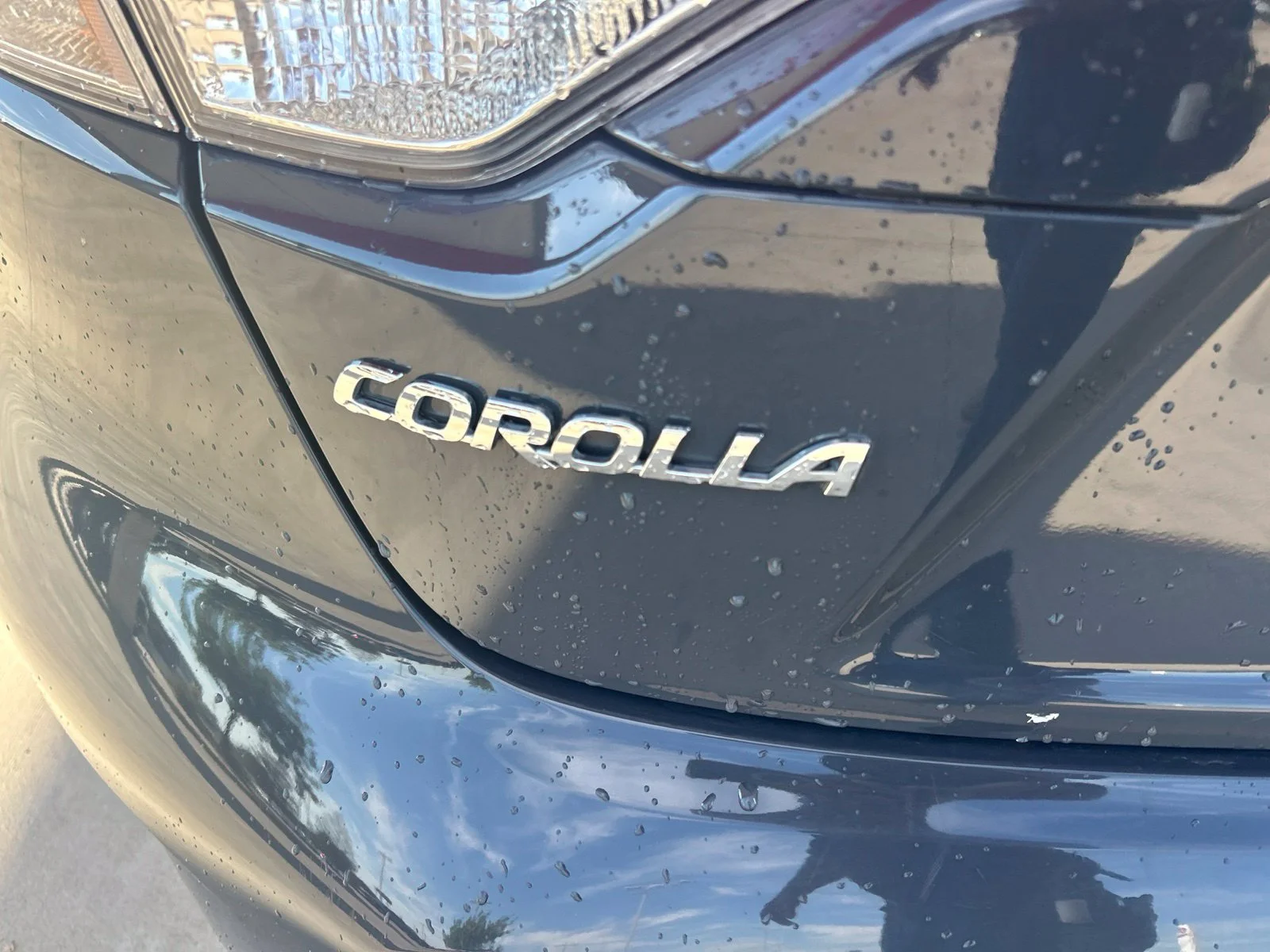 Used 2025 Gray Toyota SE image 12