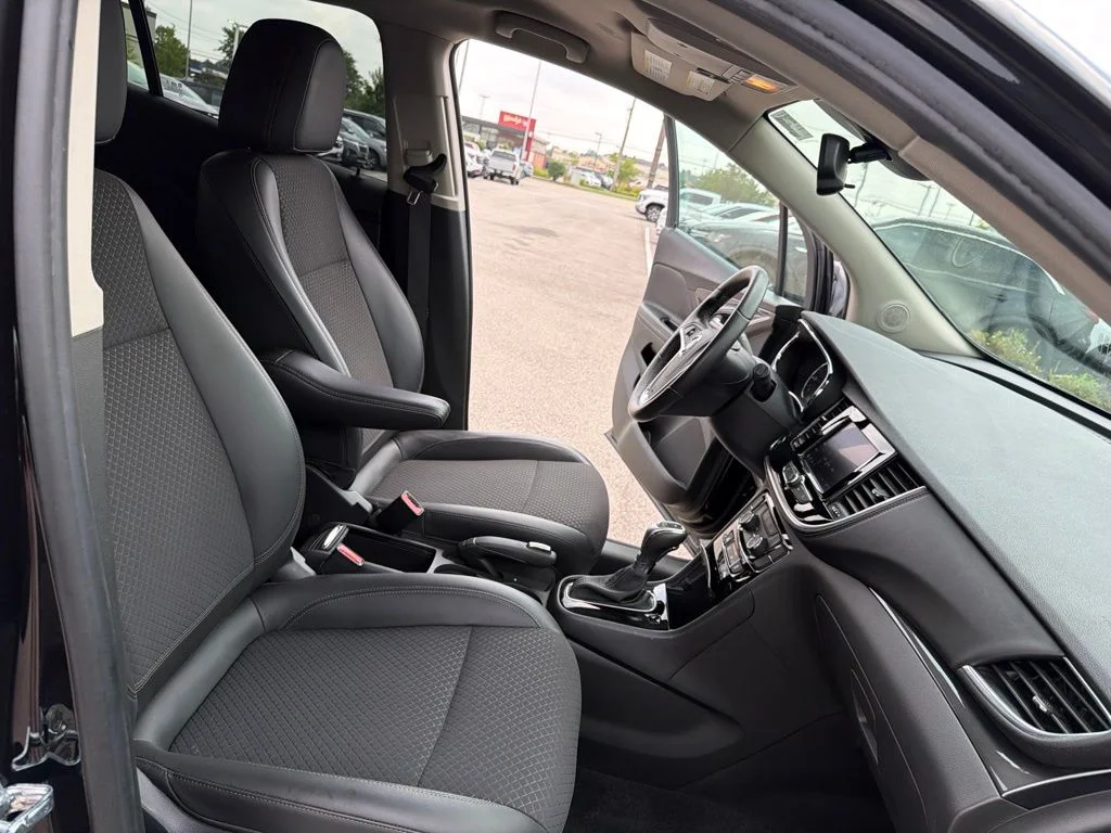 Used 2022 Black Buick Preferred image 24