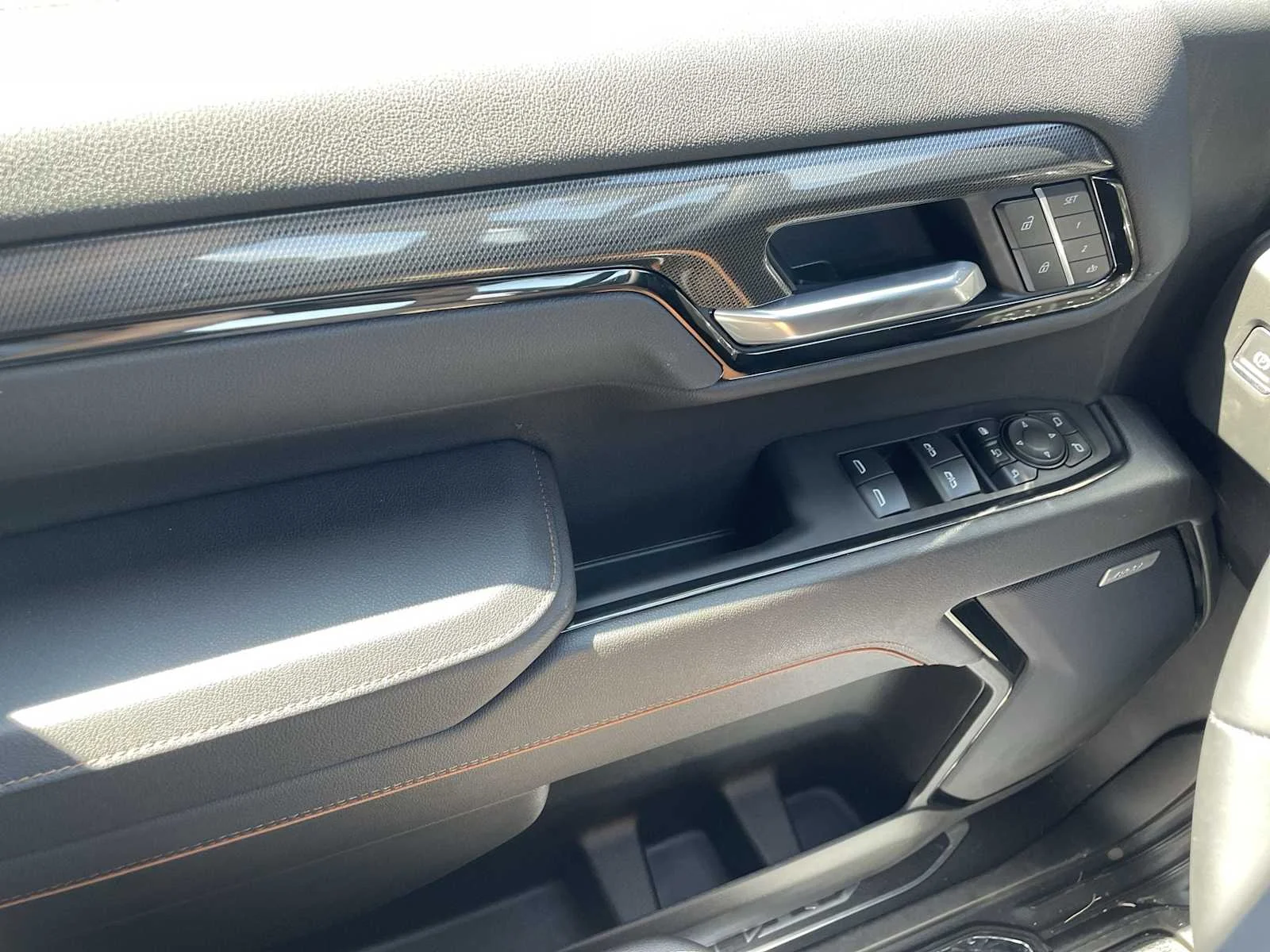 2026 GMC Sierra 2500HD AT4 - Photo 25