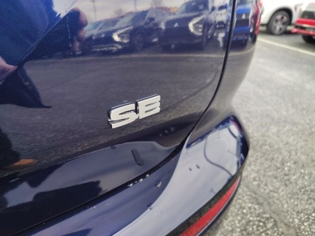 New 2026 Blue Mitsubishi SE image 38