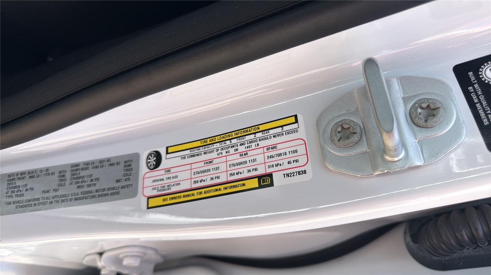 New 2026 Bright White Clear-Coat Exterior Paint RAM Laramie image 13