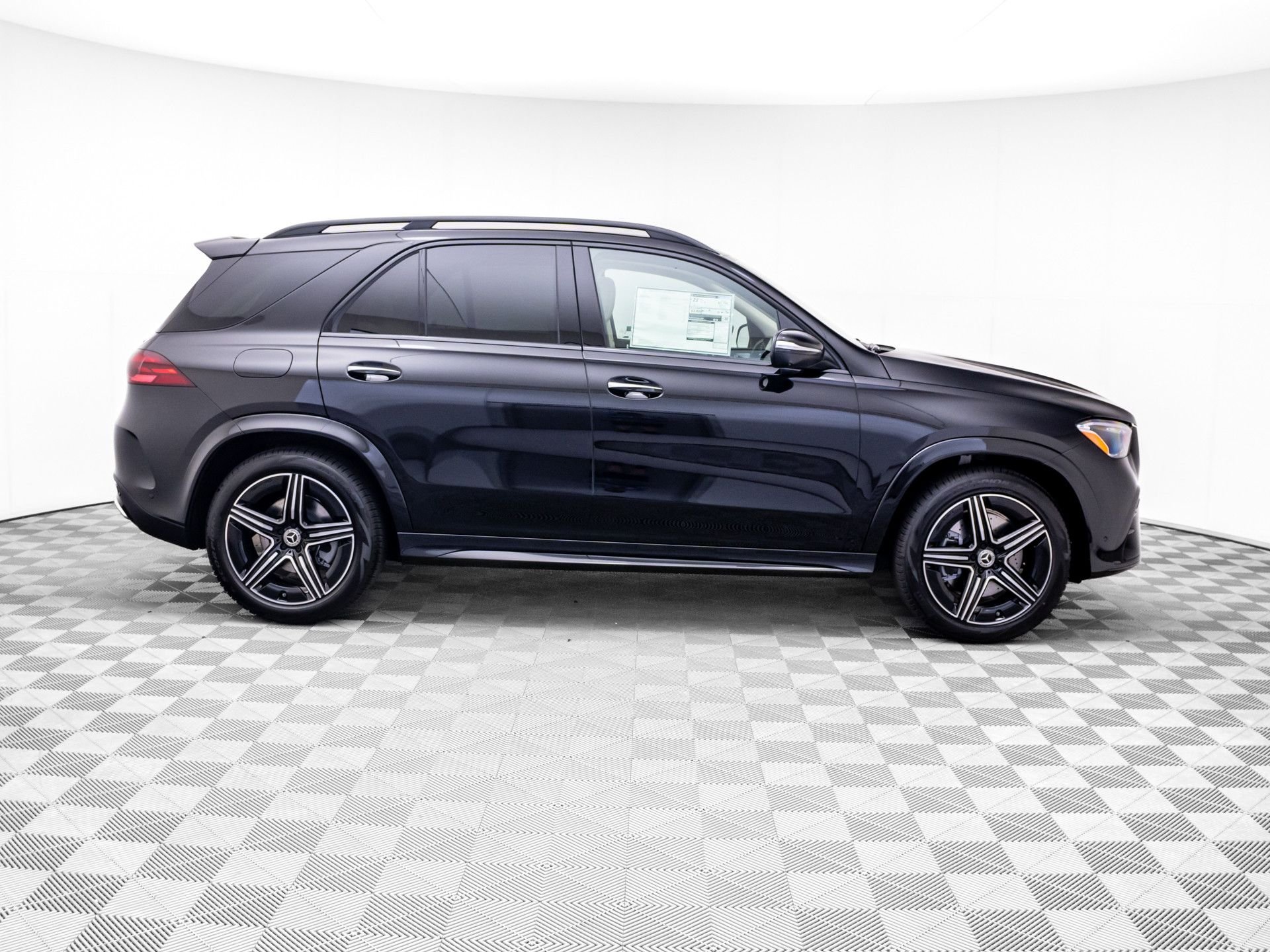 New 2026 Obsidian Black Metallic Mercedes-Benz GLE 350 image 6