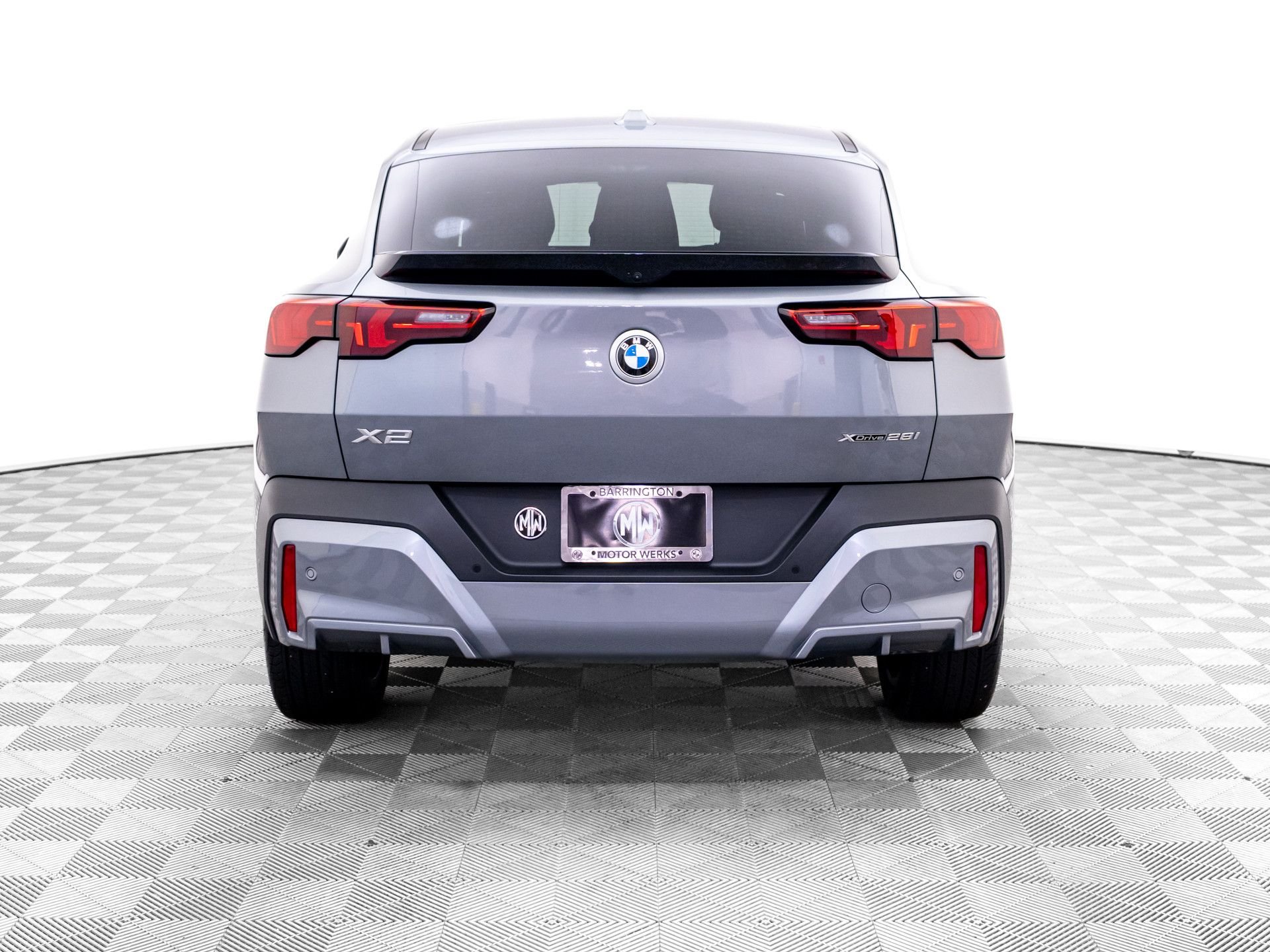 Certified Used 2025 Skyscraper Grey Metallic BMW xDrive28i image 4