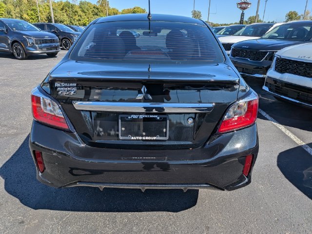 Used 2022  Mitsubishi ES image 6