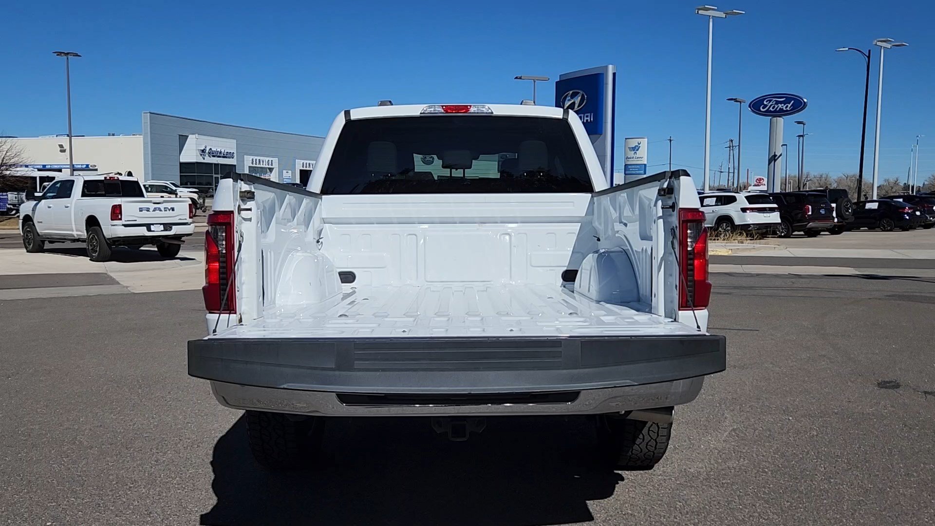 2025 Ford F-150 XLT - Photo 18