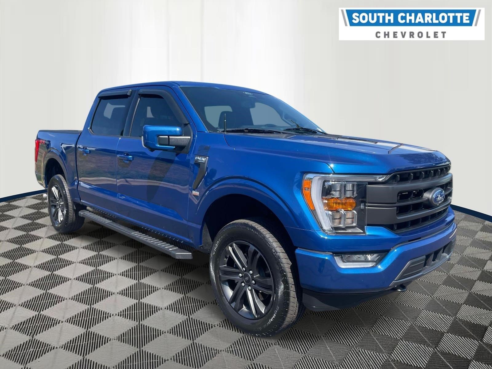 Used 2022 Blue Ford LARIAT image 3