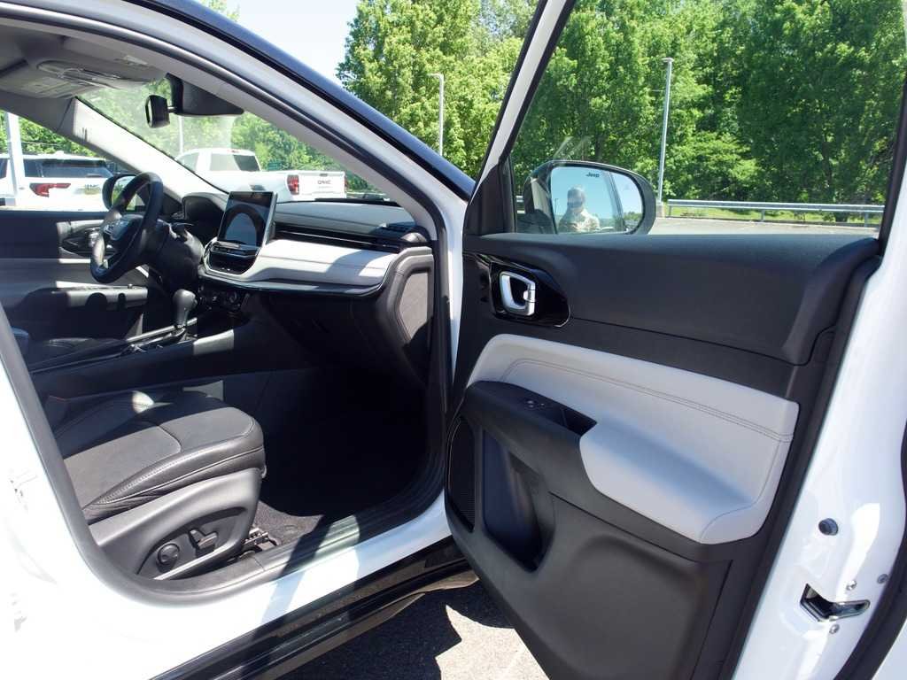 2022 Jeep Compass Limited - Photo 35