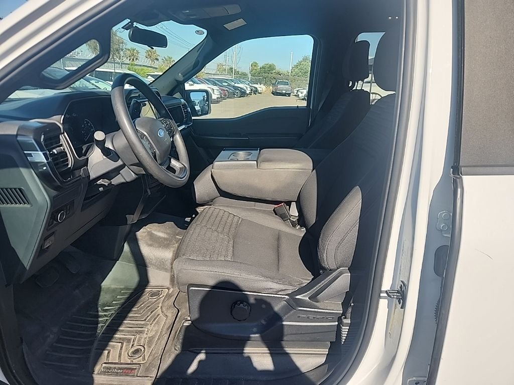 Used 2023 White Ford XL image 18