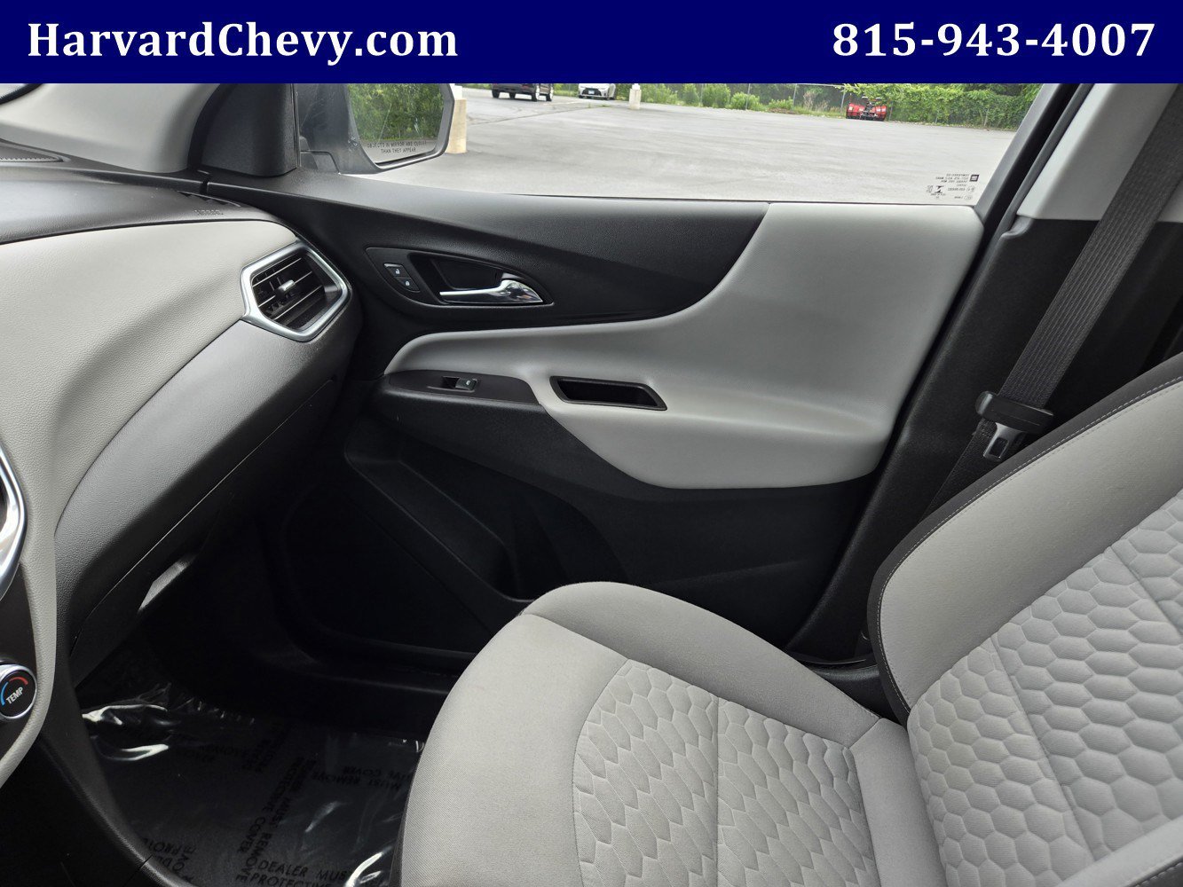 2021 Chevrolet Equinox LS - Photo 14