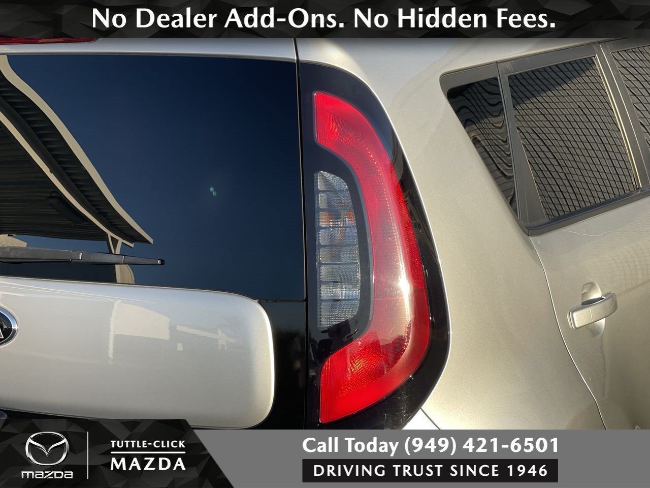 Used 2019 Bright Silver Kia Base image 18