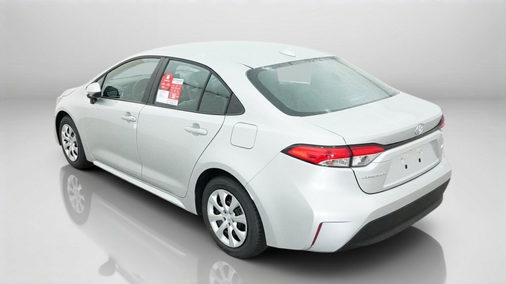 New 2027 Classic Silver Metallic Toyota LE image 14