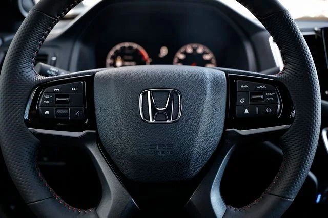 New 2026 Platinum White Pearl Honda Black Edition image 37