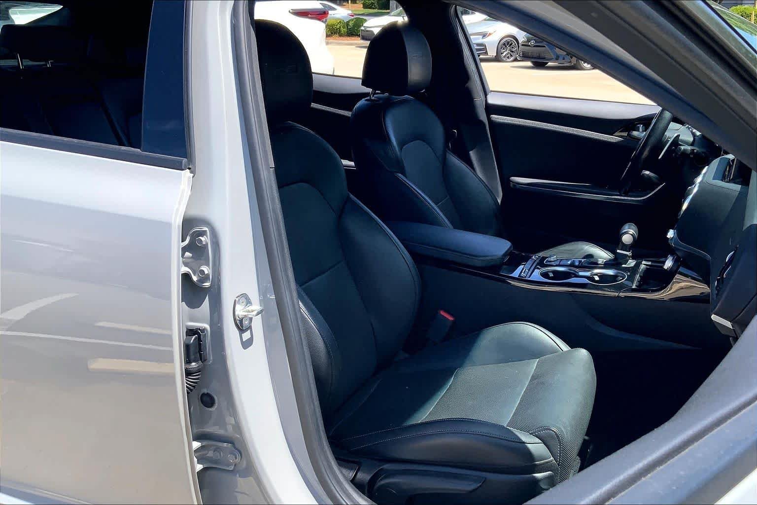Used 2022 Ceramic Silver Kia GT-Line image 9