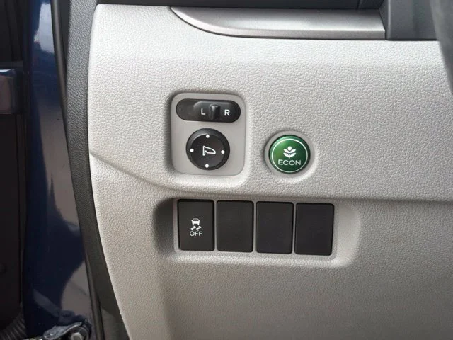 Used 2016  Honda EX-L image 33