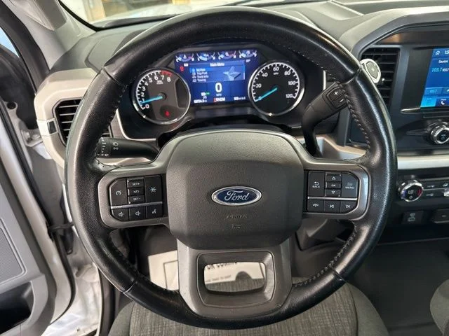 Used 2021 White Ford XLT image 24