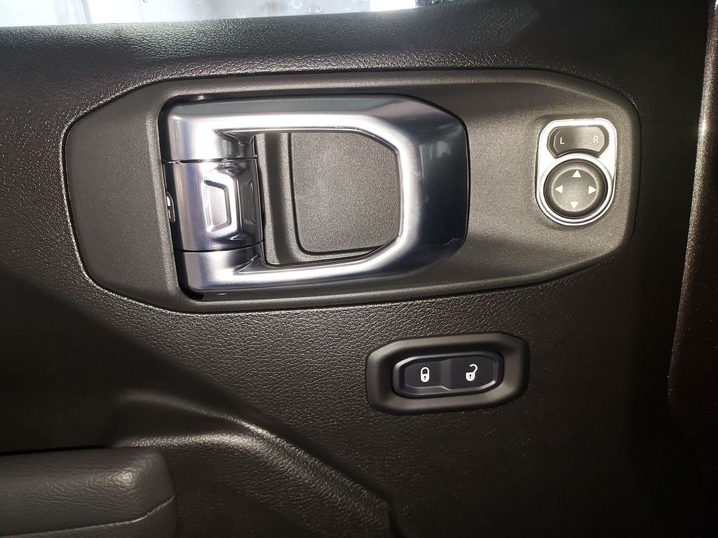2026 Jeep Wrangler 2-Door Willys - Photo 19