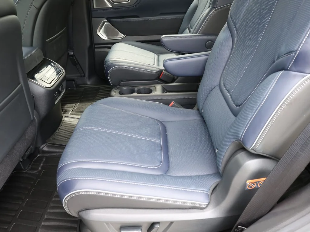 Certified Used 2026 Silver INFINITI SPORT image 22
