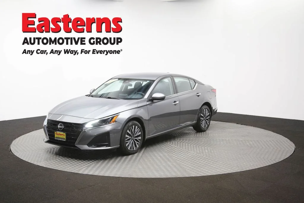 Used 2023 Gray Nissan 2.5 SV image 55