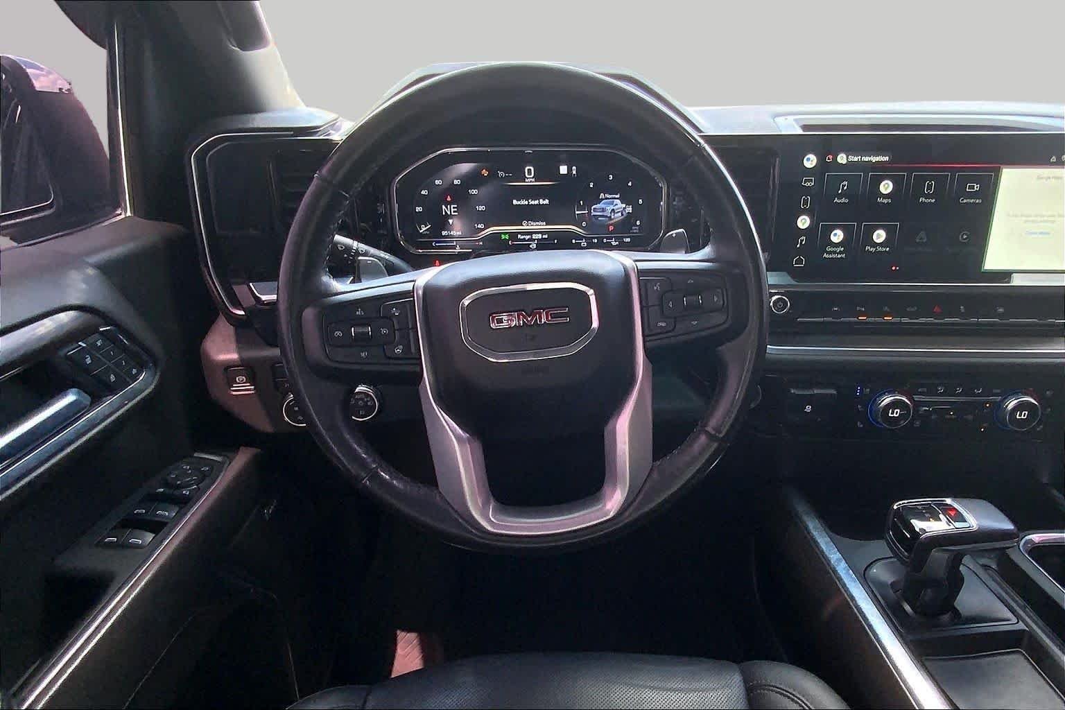 Used 2022 Onyx Black GMC SLT image 6