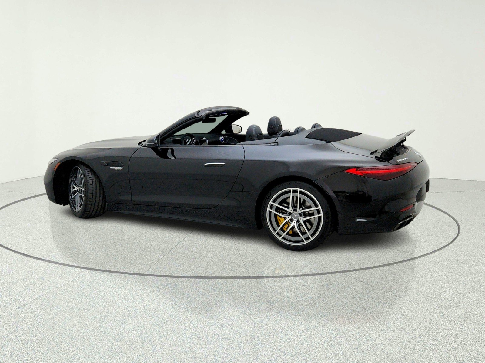 Certified Used 2022 Obsidian Black Metallic Mercedes-Benz AMG® SL 55 image 13