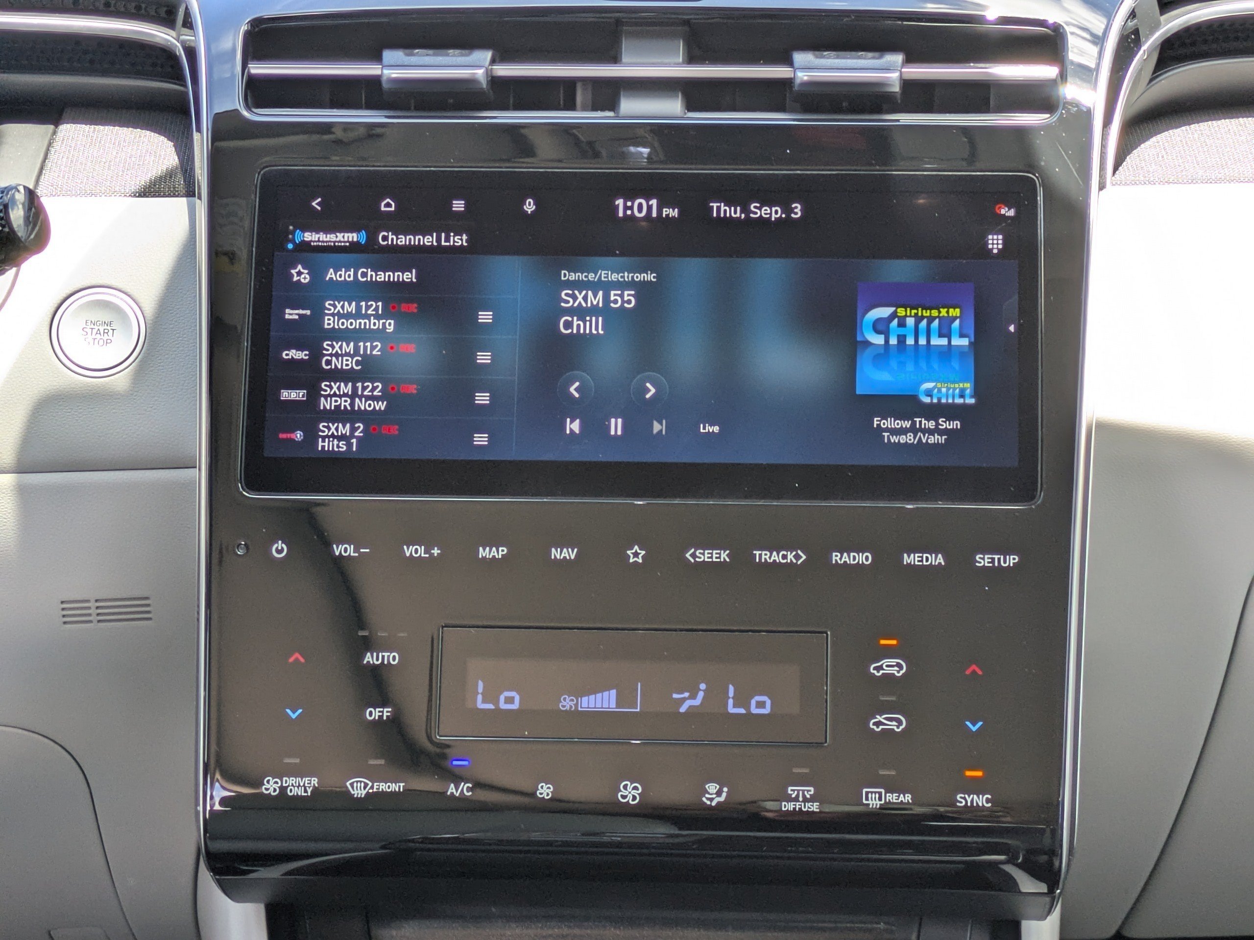 Certified Used 2024 Amazon Gray Hyundai SEL CONVENIENCE image 17