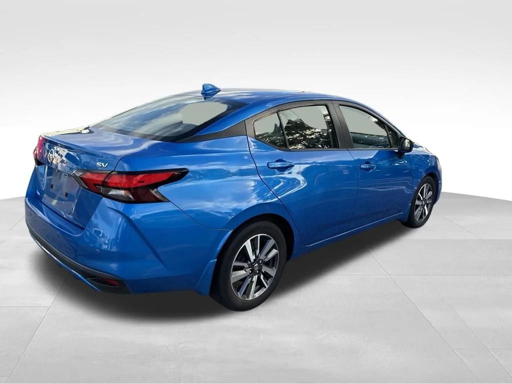 Used 2020 Blue Nissan 1.6 SV image 5