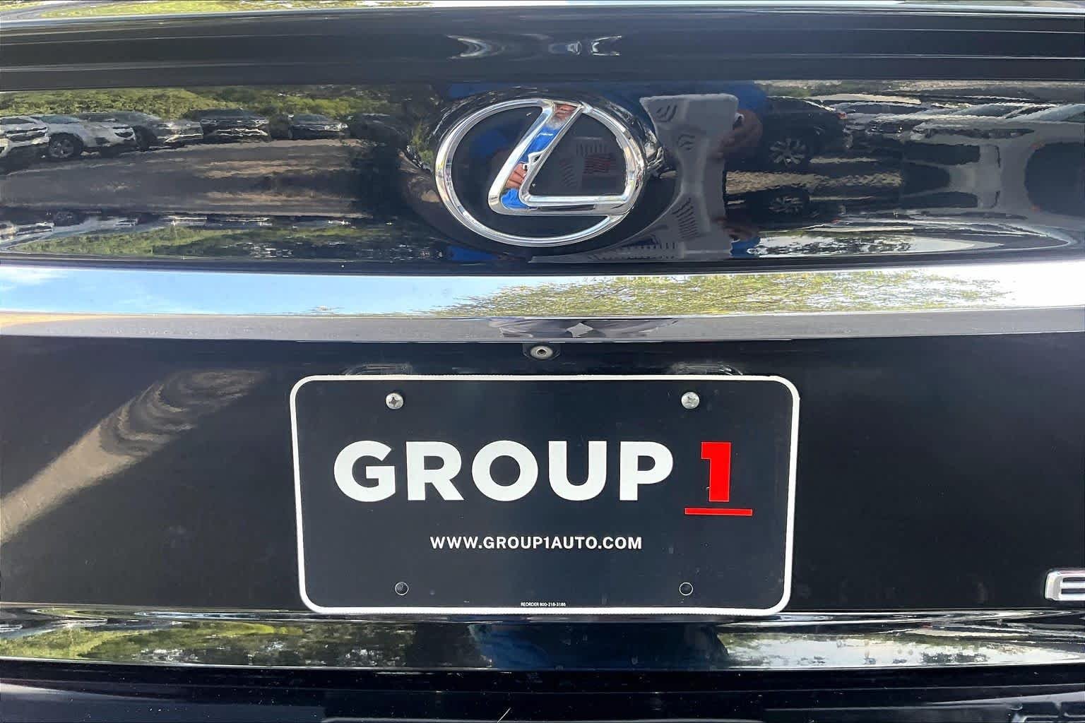 Used 2015 Obsidian Lexus  image 33