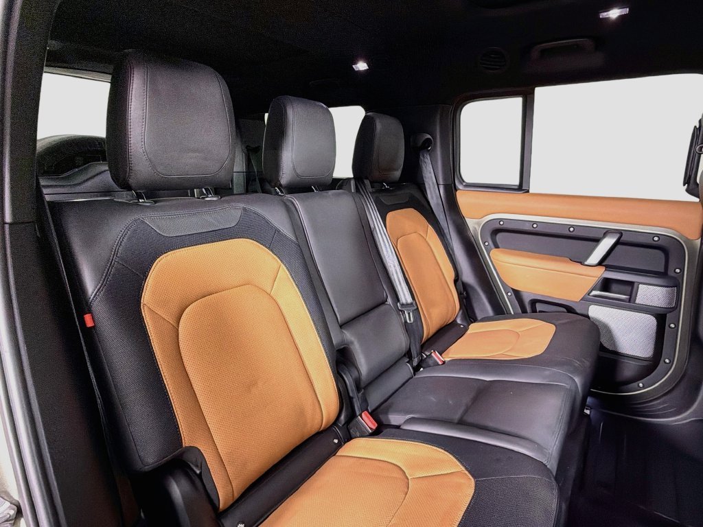 Certified Used 2023 Green Land Rover X-Dynamic SE image 29