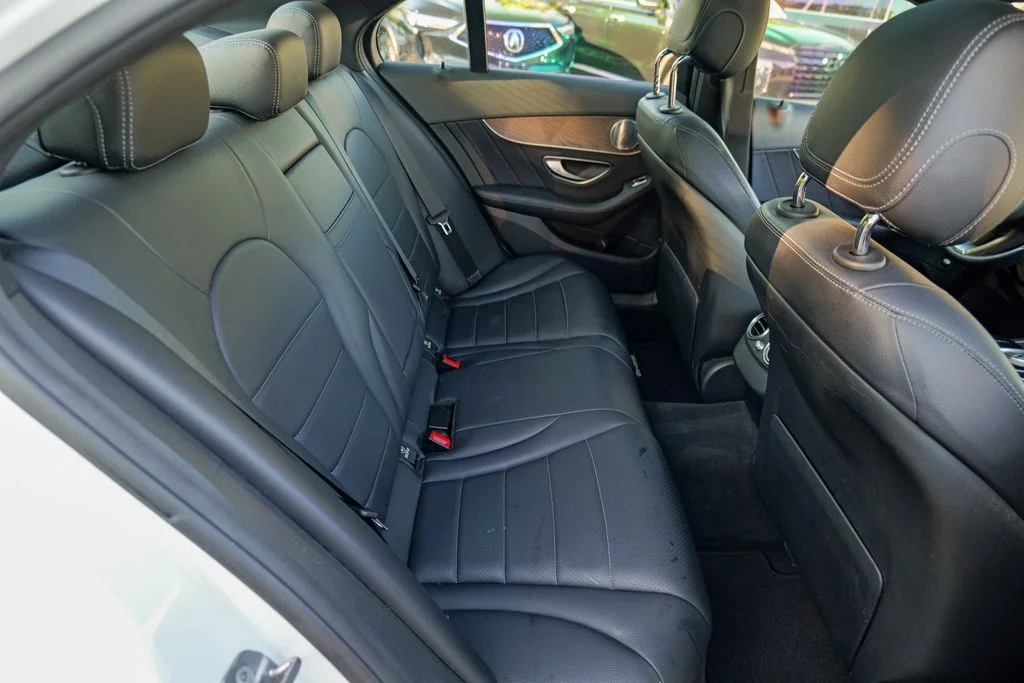 Used 2018 Polar White Mercedes-Benz C 300 image 31