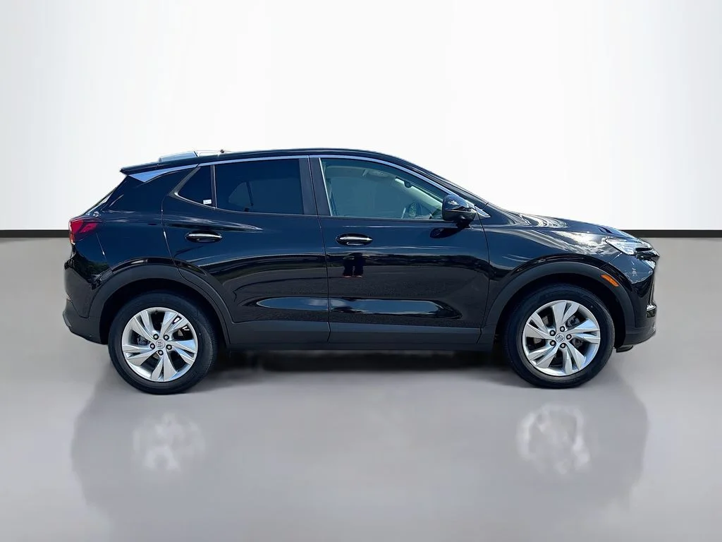 Used 2025 Black Buick Preferred image 2