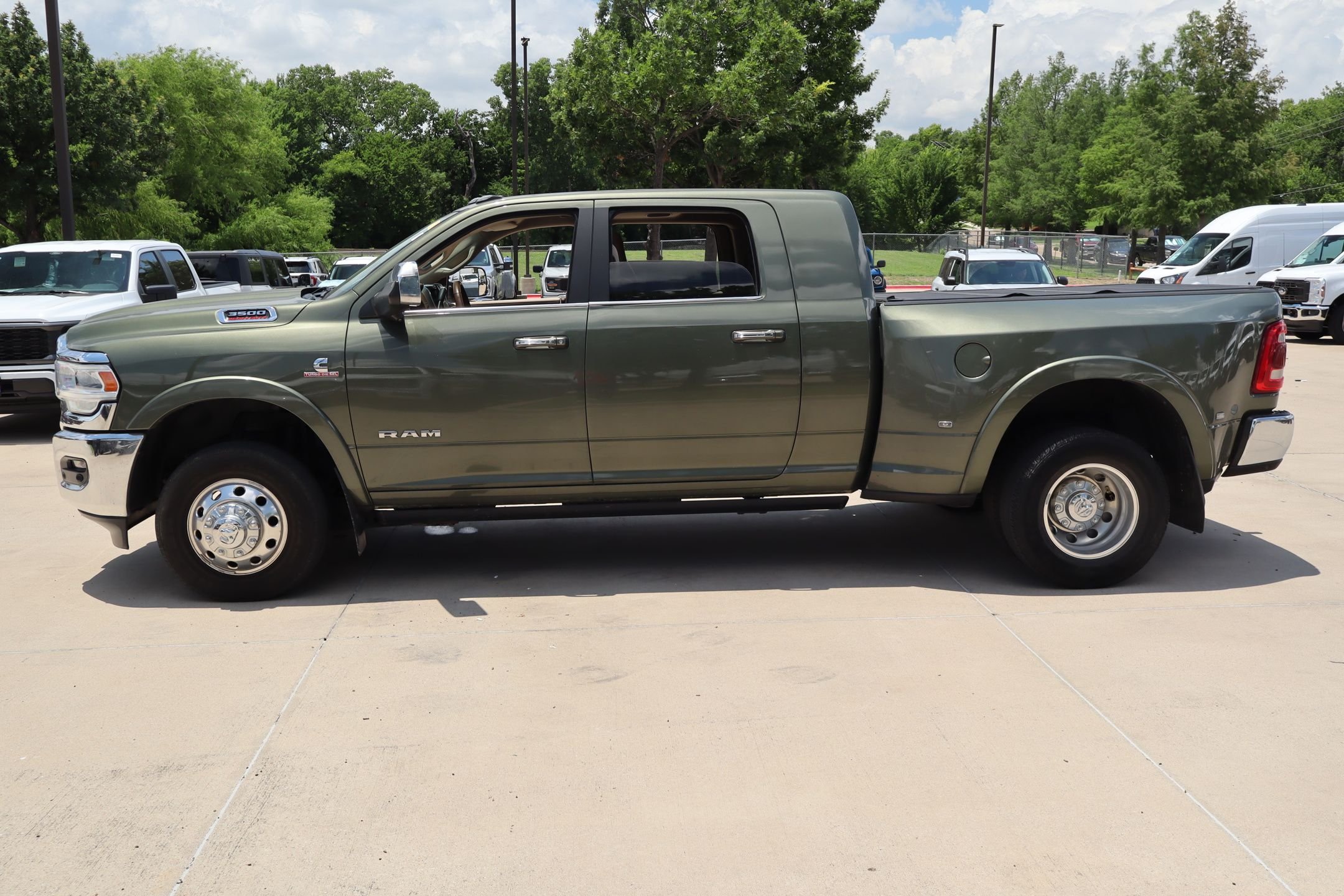 Used 2020 Olive Green Ram Laramie image 7