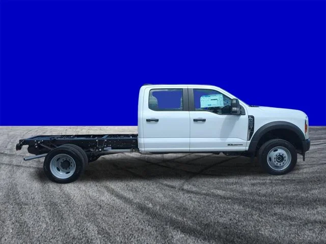 New 2025 White Ford XL image 3