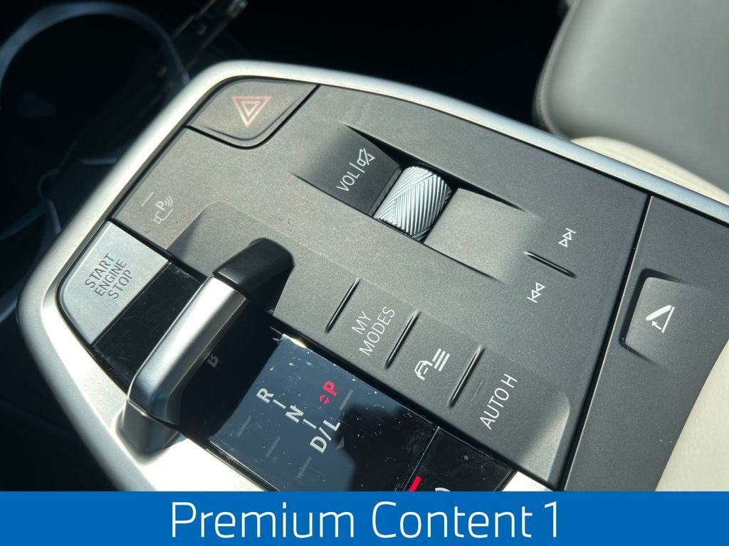 Used 2026 Blue BMW xDrive28i image 15