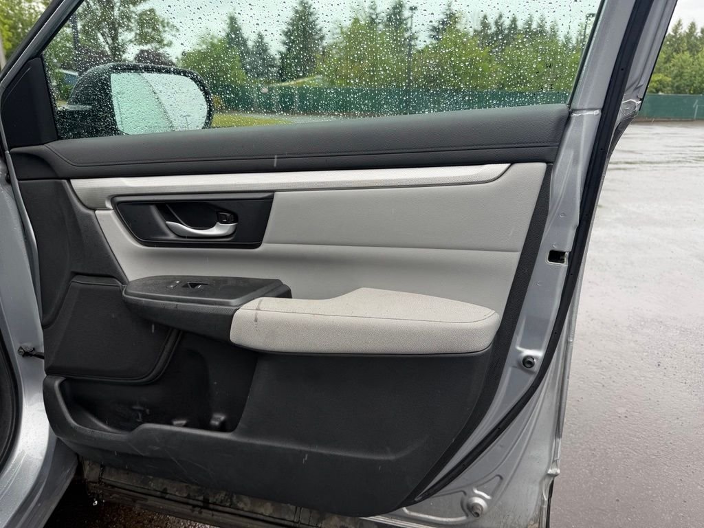 Used 2018 Lunar Silver Metallic Honda LX image 22