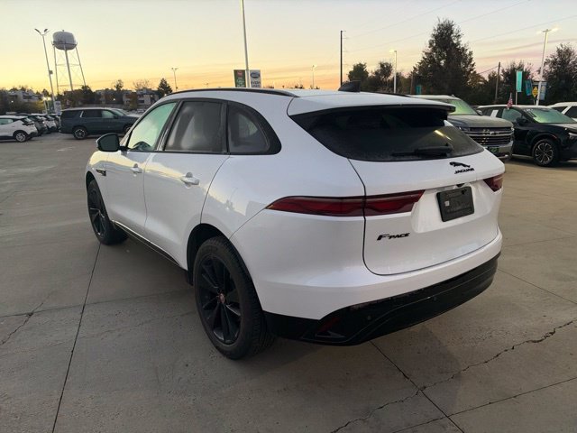 Used 2023  Jaguar P250 S image 7