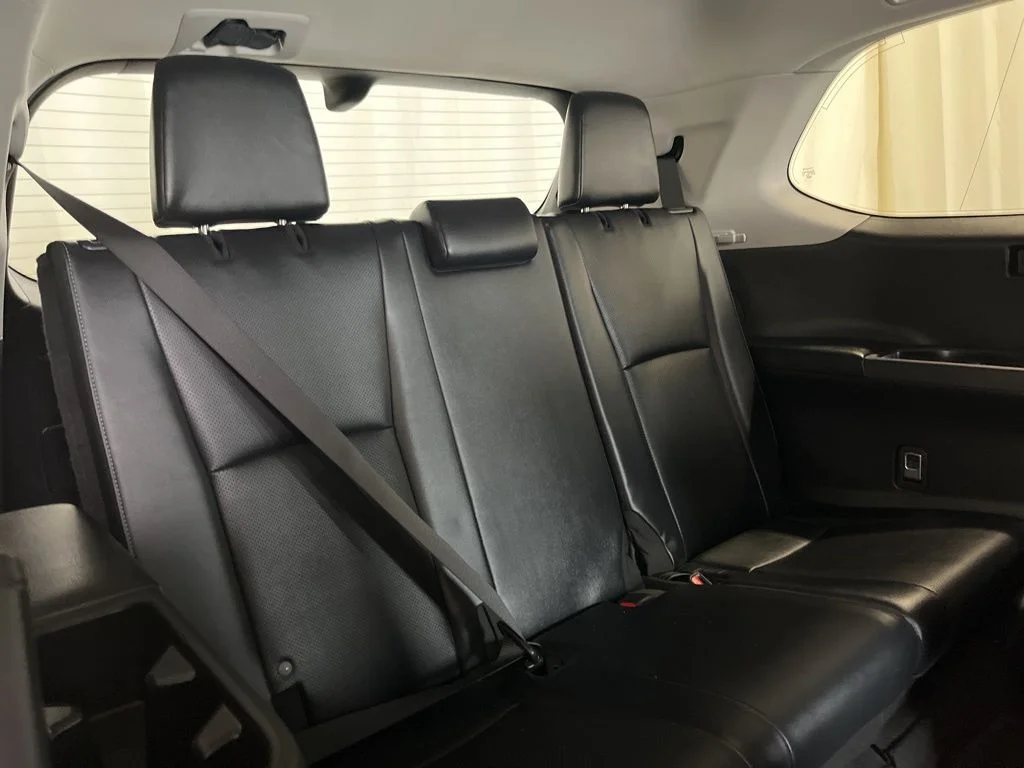 Used 2024 Silver Toyota Platinum image 36